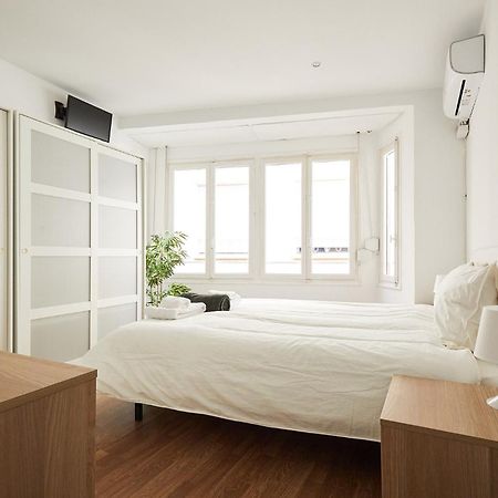 Low Cost Apartments Center Elche Exteriör bild
